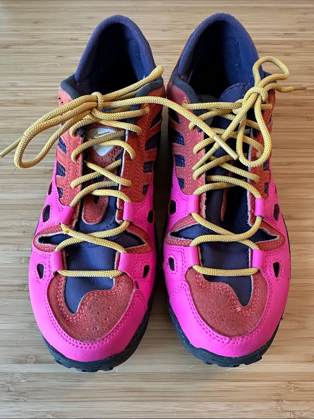 Nike, ACG Air Unisex, Men’s size 7, women’s 8.5